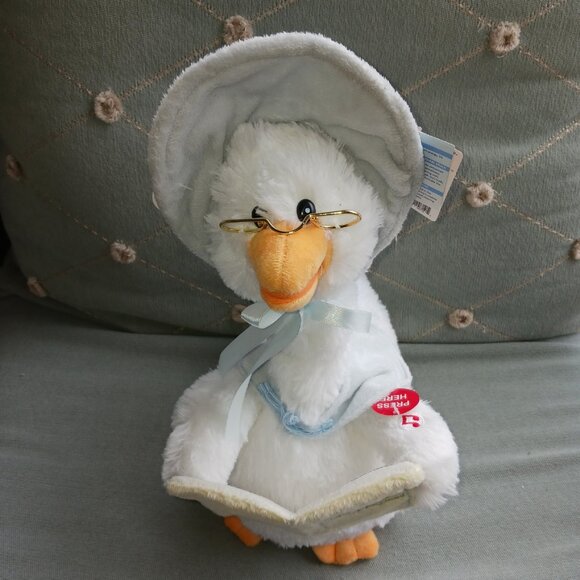 Cuddle Barn - Mother Goose Animated Stuffed Animal, Talking, Story-Telling Plush - Picture 4 of 10